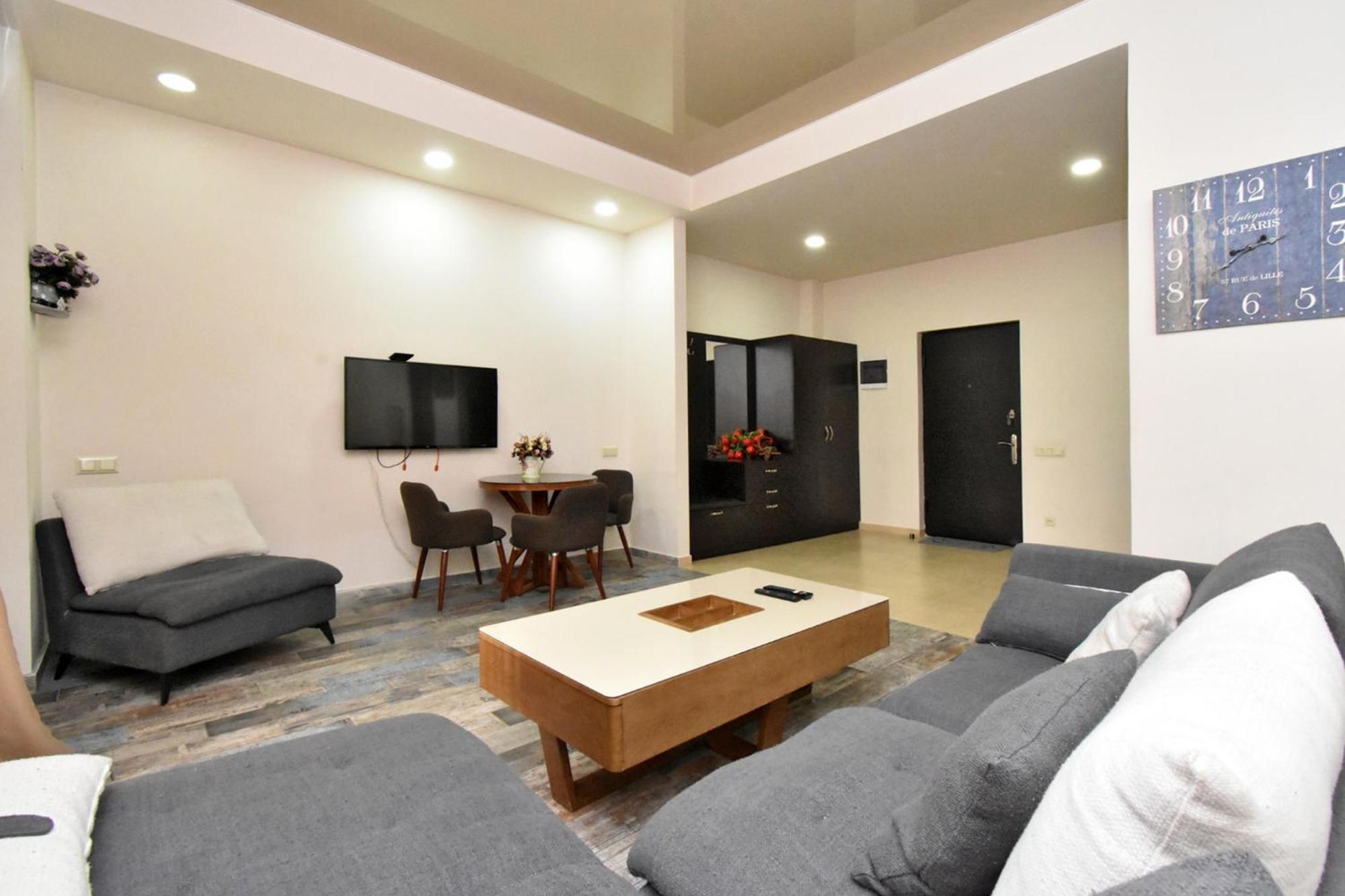 Yars Apartments Ереван Екстериор снимка