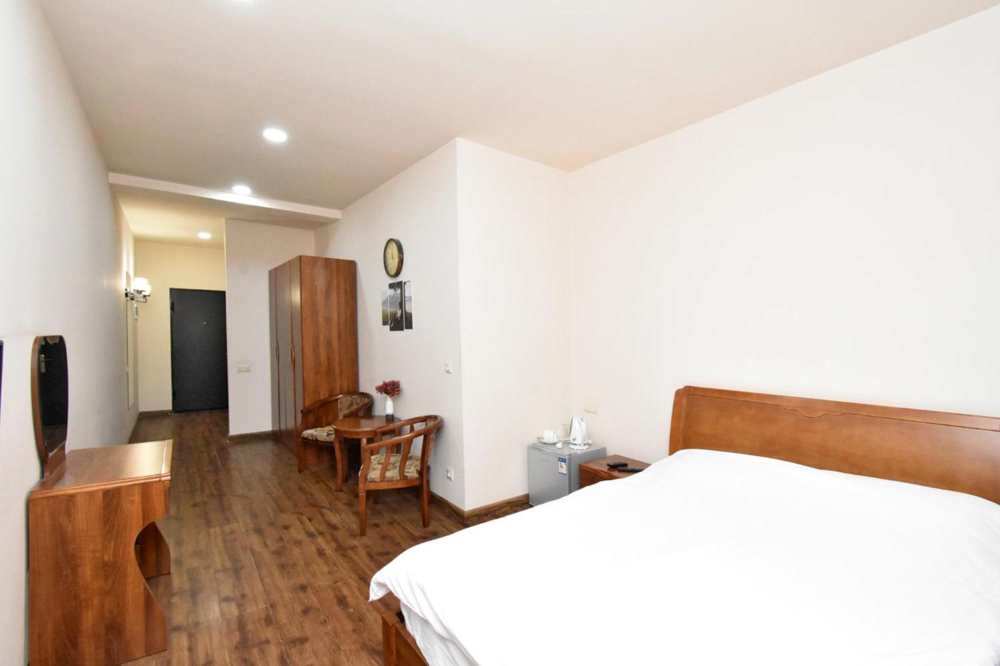 Yars Apartments Ереван Екстериор снимка